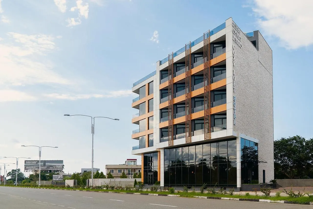 Cozy Loft Hotel 巴统