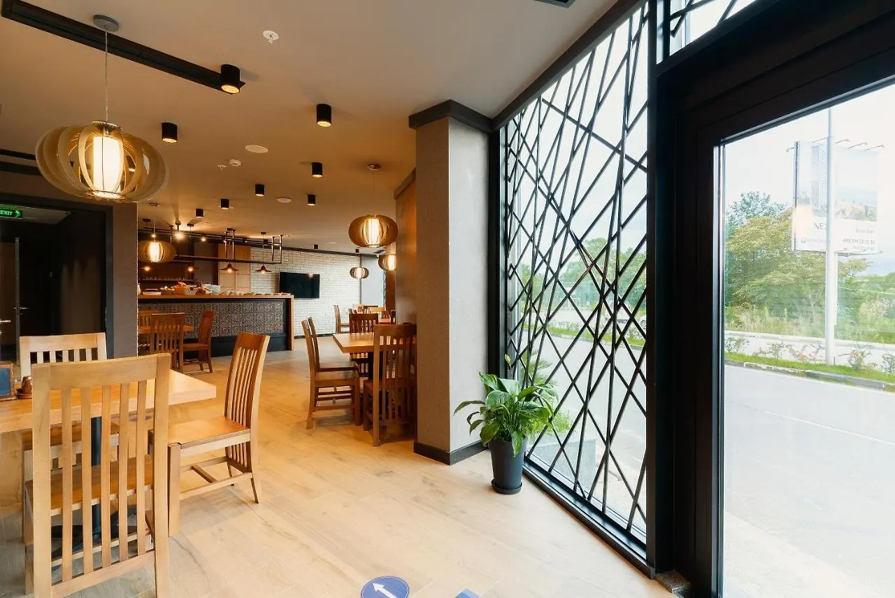 Cozy Loft Hotel 巴统