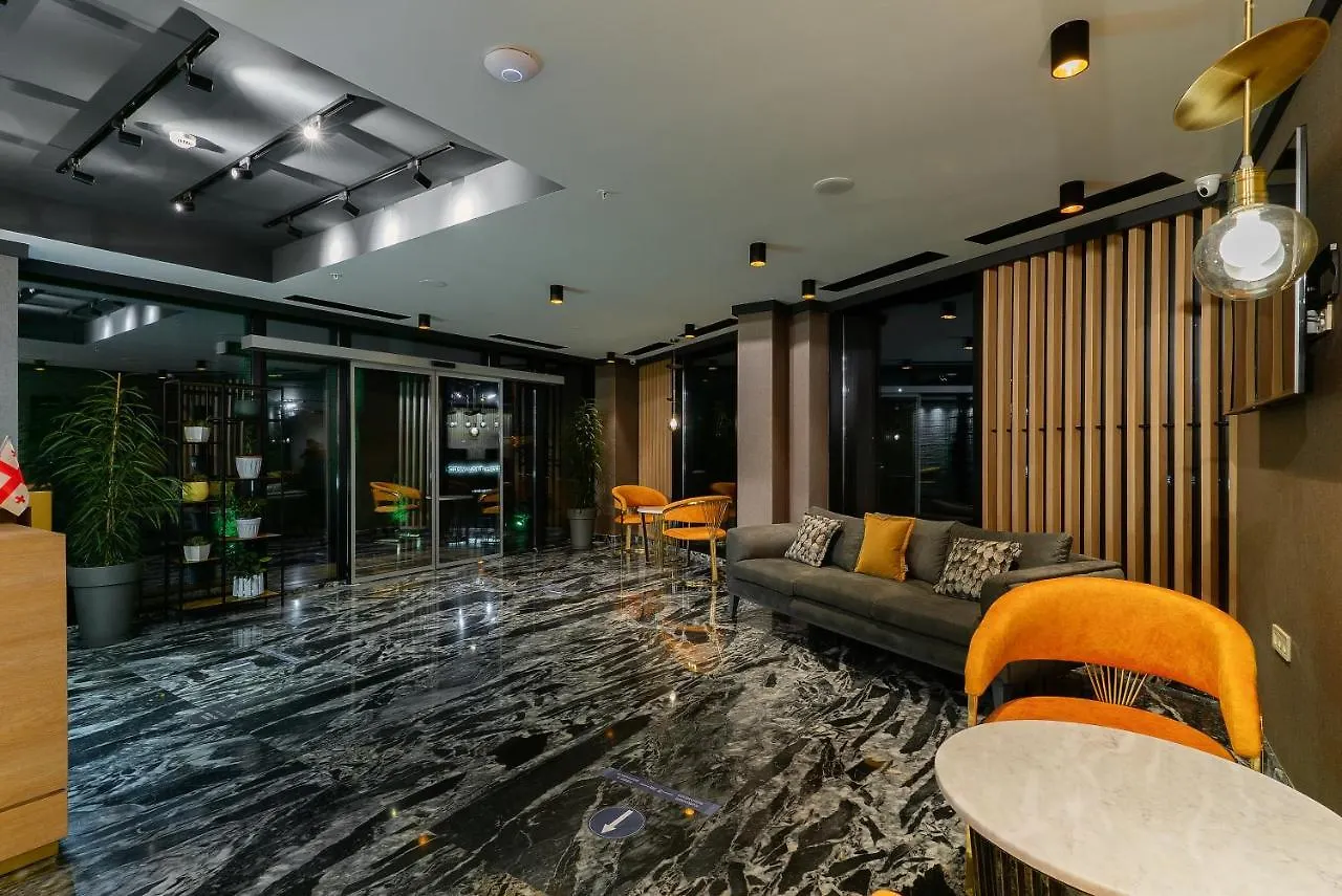 Cozy Loft Hotel 巴统
